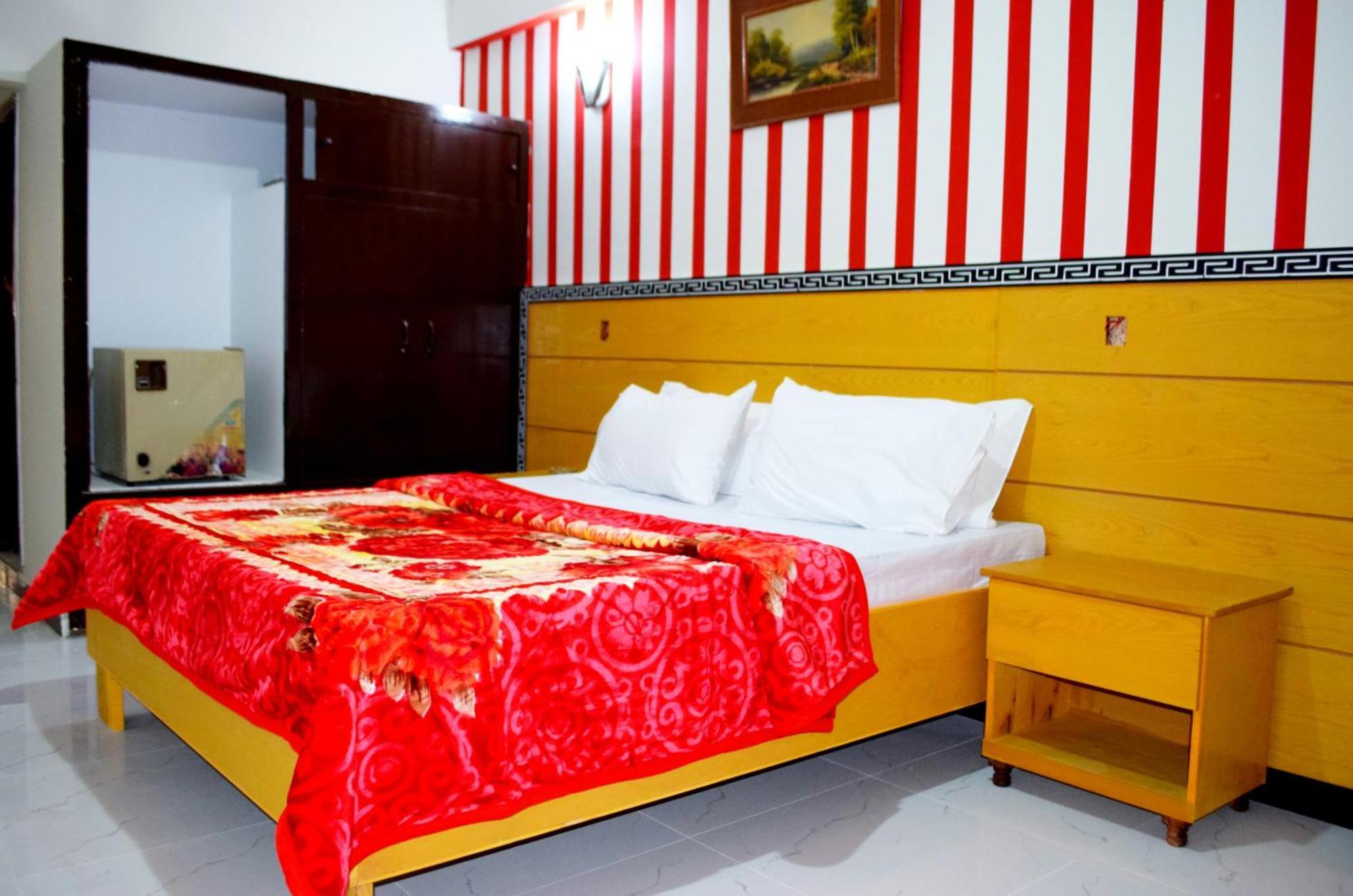Hotel Al Badar Равалпинди Экстерьер фото