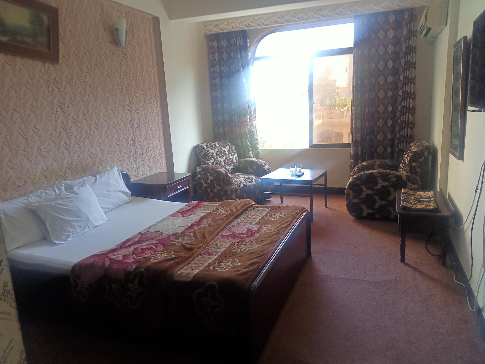 Hotel Al Badar Равалпинди Экстерьер фото